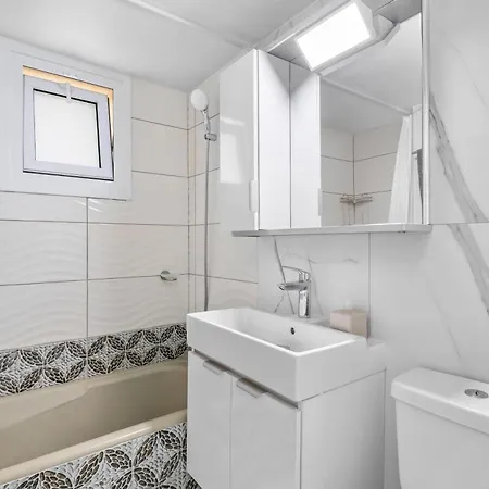 Family 3 Bedroom With Terrace * Larnaca