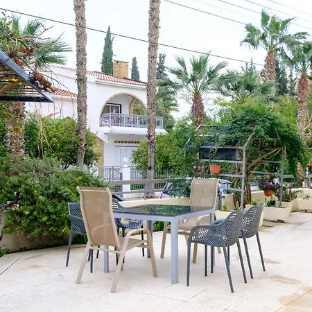 Family 3 Bedroom With Terrace Apartmán